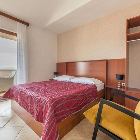 Apartments Ivana-Mira Okrug Gornji Exteriér fotografie