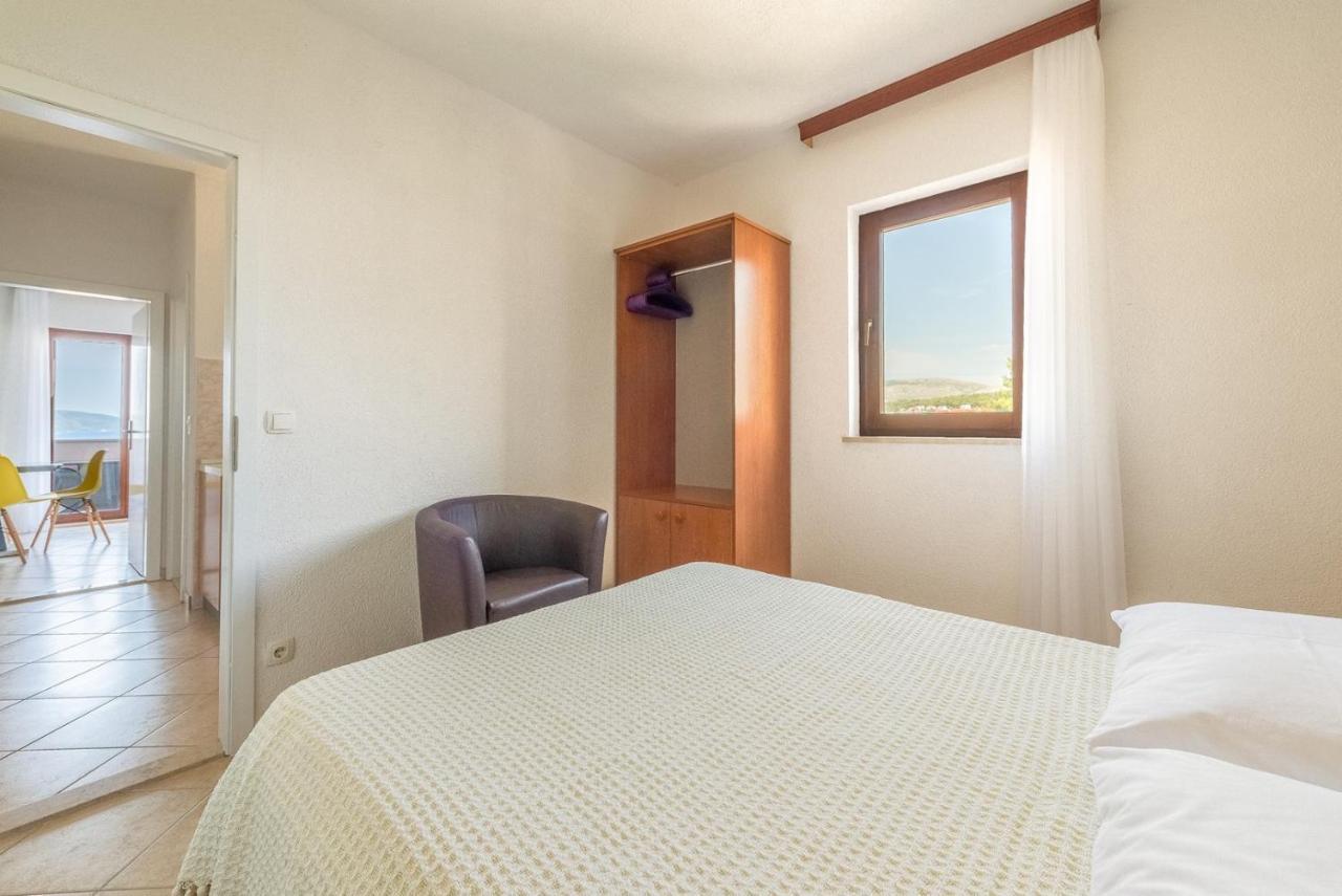 Apartments Ivana-Mira Okrug Gornji Exteriér fotografie
