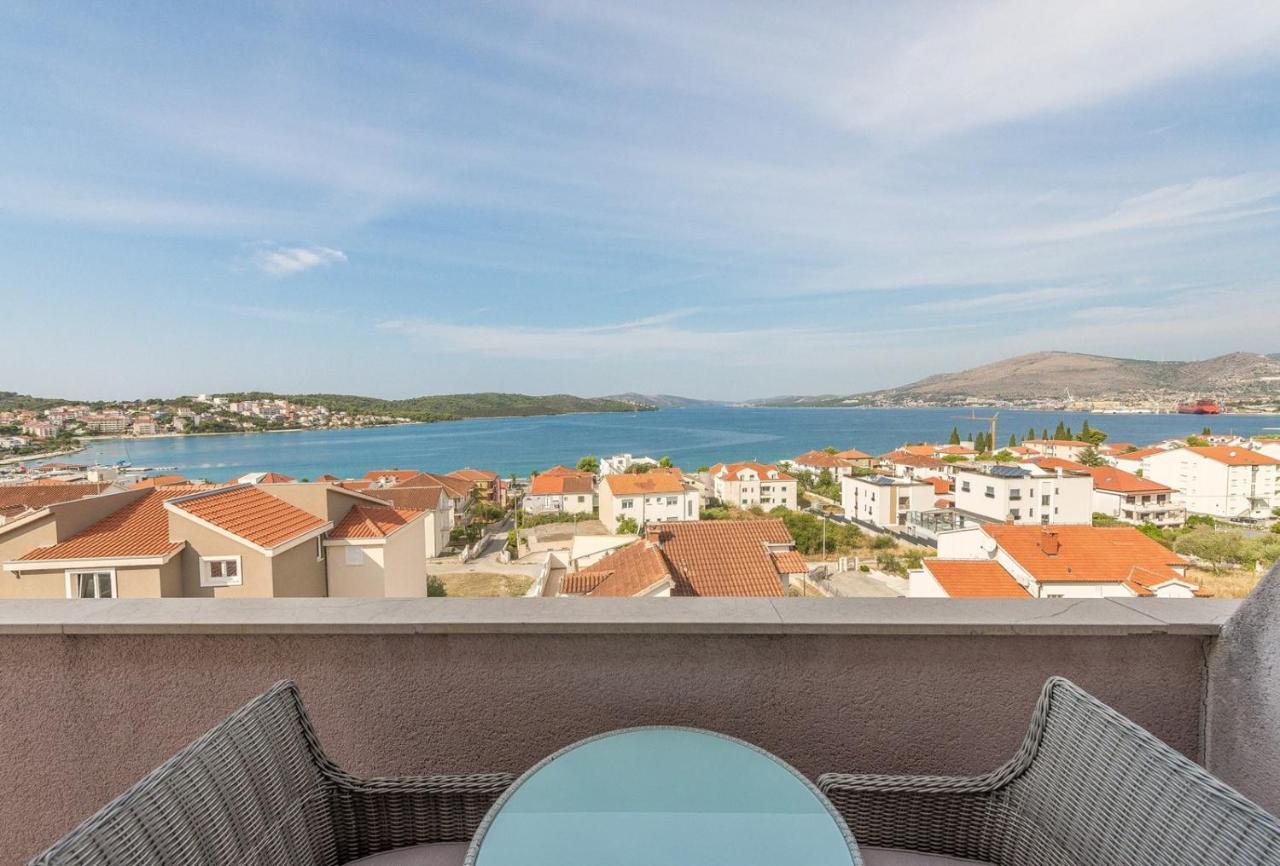 Apartments Ivana-Mira Okrug Gornji Exteriér fotografie