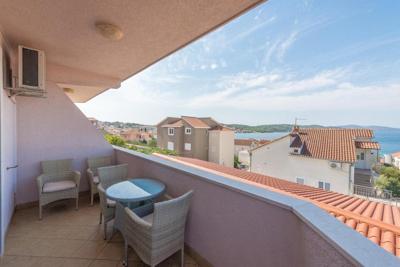 Apartments Ivana-Mira Okrug Gornji Exteriér fotografie