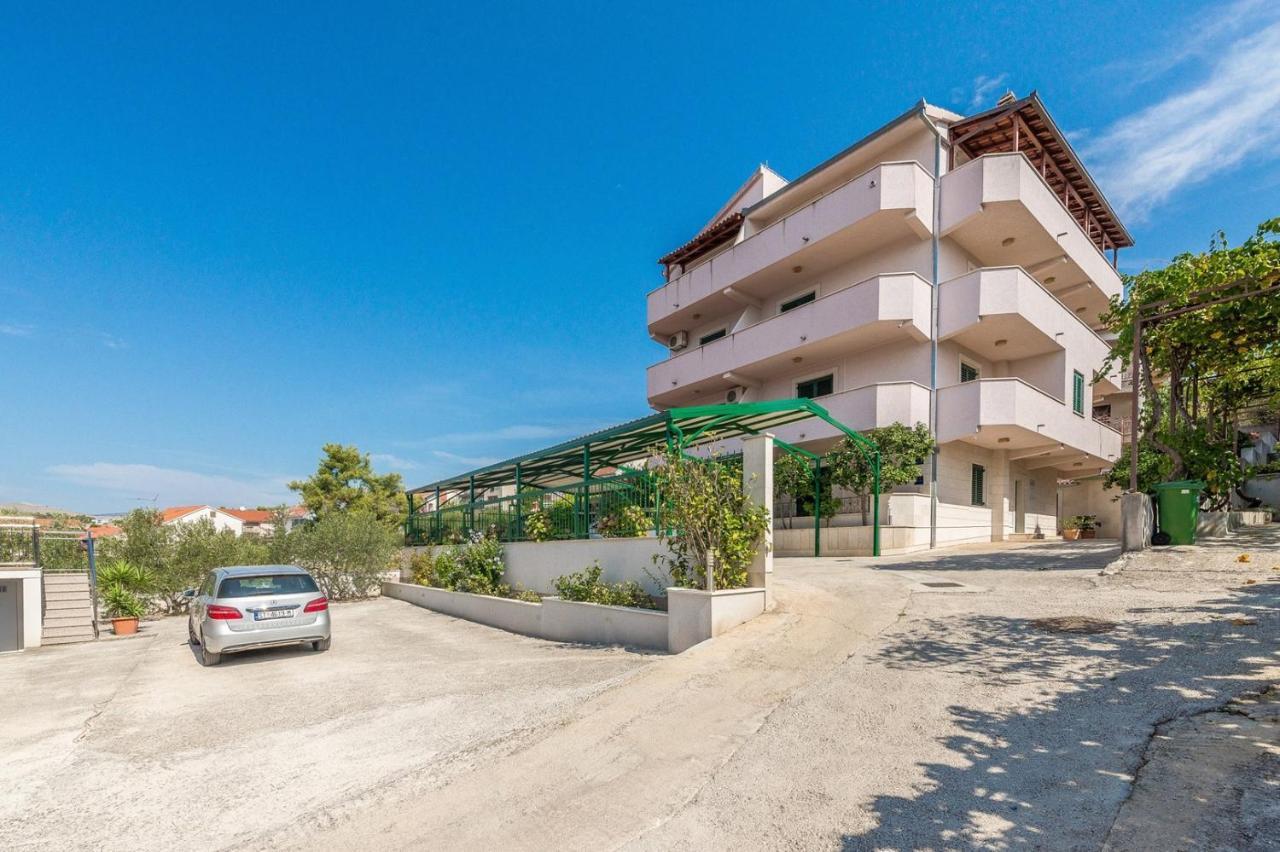 Apartments Ivana-Mira Okrug Gornji Exteriér fotografie