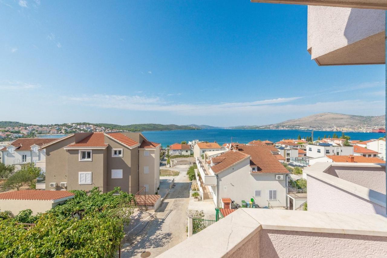 Apartments Ivana-Mira Okrug Gornji Exteriér fotografie